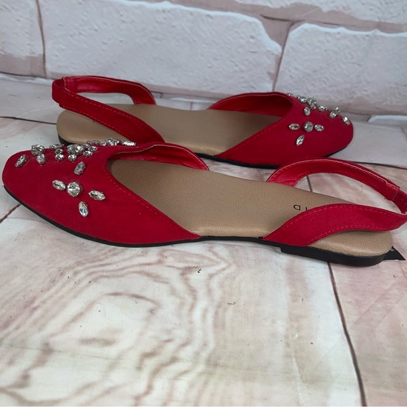NWT TORRID Sz 8.5 WW RED EMBELLISHED FAUX SUEDE SLINGBACK FLATS ALMOND TOE - Picture 6 of 8